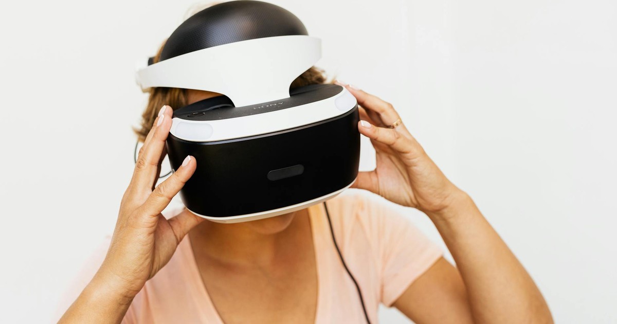 Snap’s AR Glasses Revival: Qualcomm Deal Signals Imminent Launch After Decade of Development