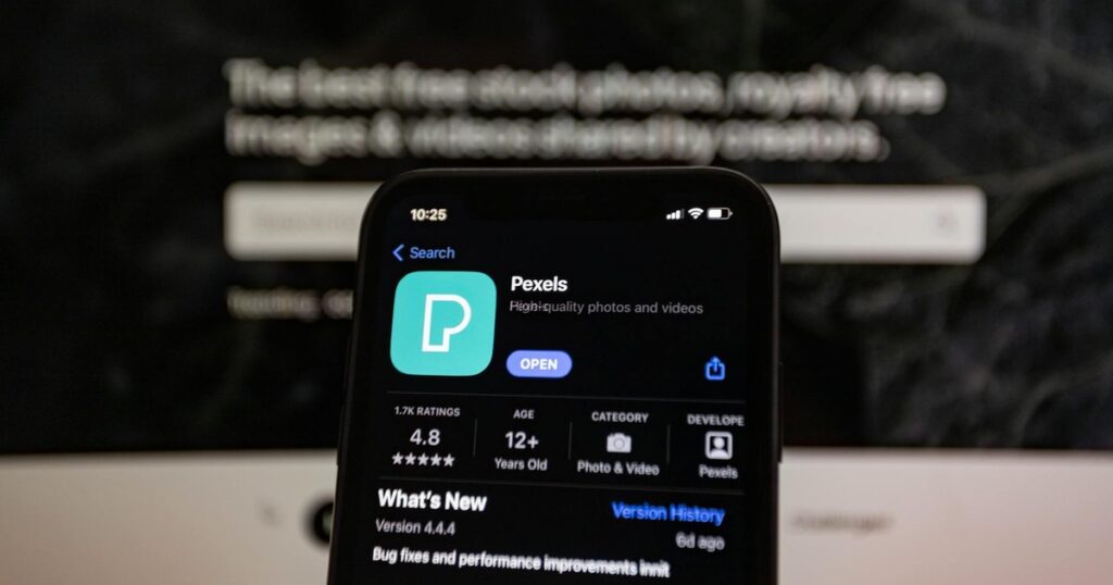Apple Escalates App Store Fee Battle, Seeks Supreme Court Intervention